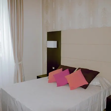 Laterani Gasthuis 2*